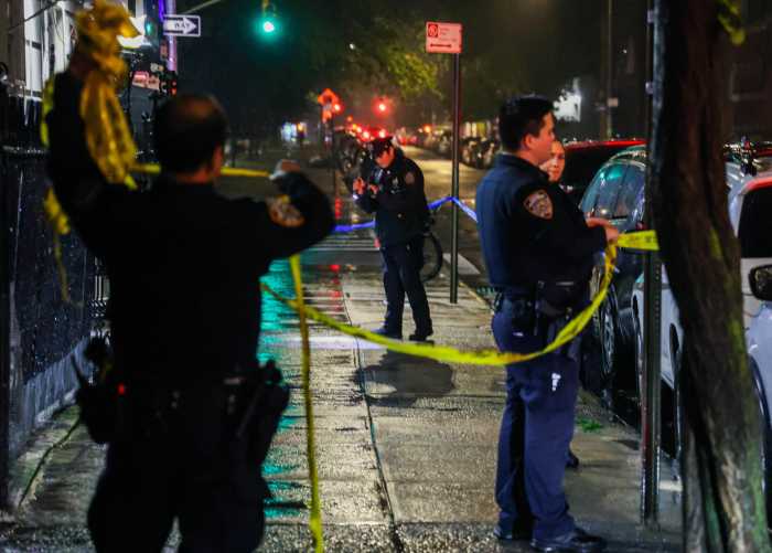 Late night Harlem stabbing leaves man hospitalized: cops 5 Police at crime scene