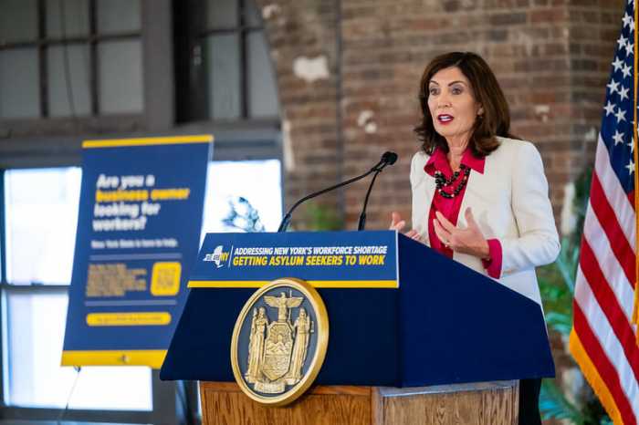 Gov. Kathy Hochul announces nearly 400 employers are ready to fill 18,000 open jobs with migrants newly eligible for Temporary Protected Status (TPS)