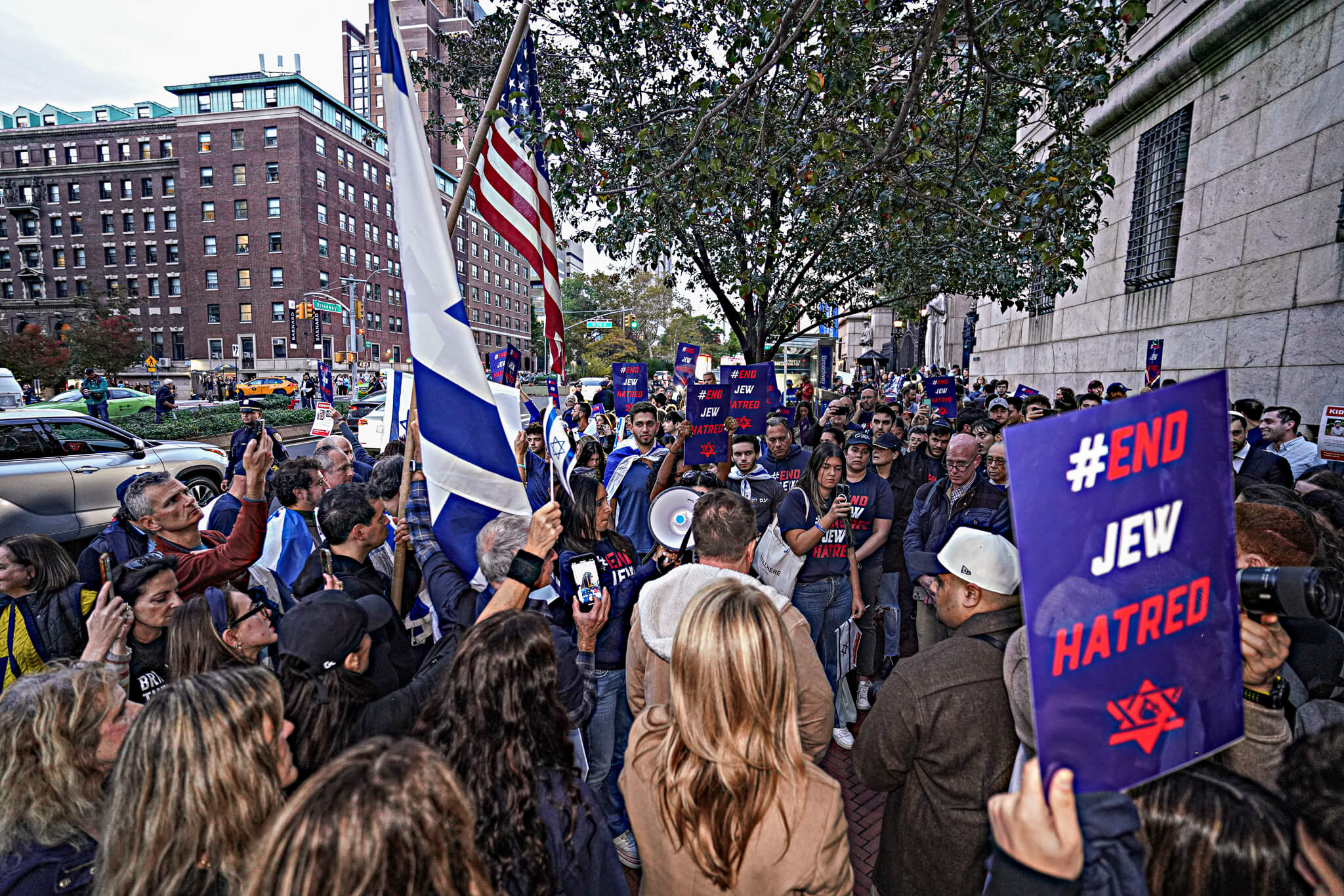 War in Israel | Students protest alleged antisemitism at Columbia University 11 Protest