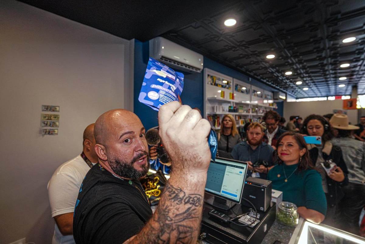 Stuck in the haze: Some aspiring New York cannabis sellers wait to open shop even as state greenlights more dispensaries 2 Interior of a Queens marijuana dispensary