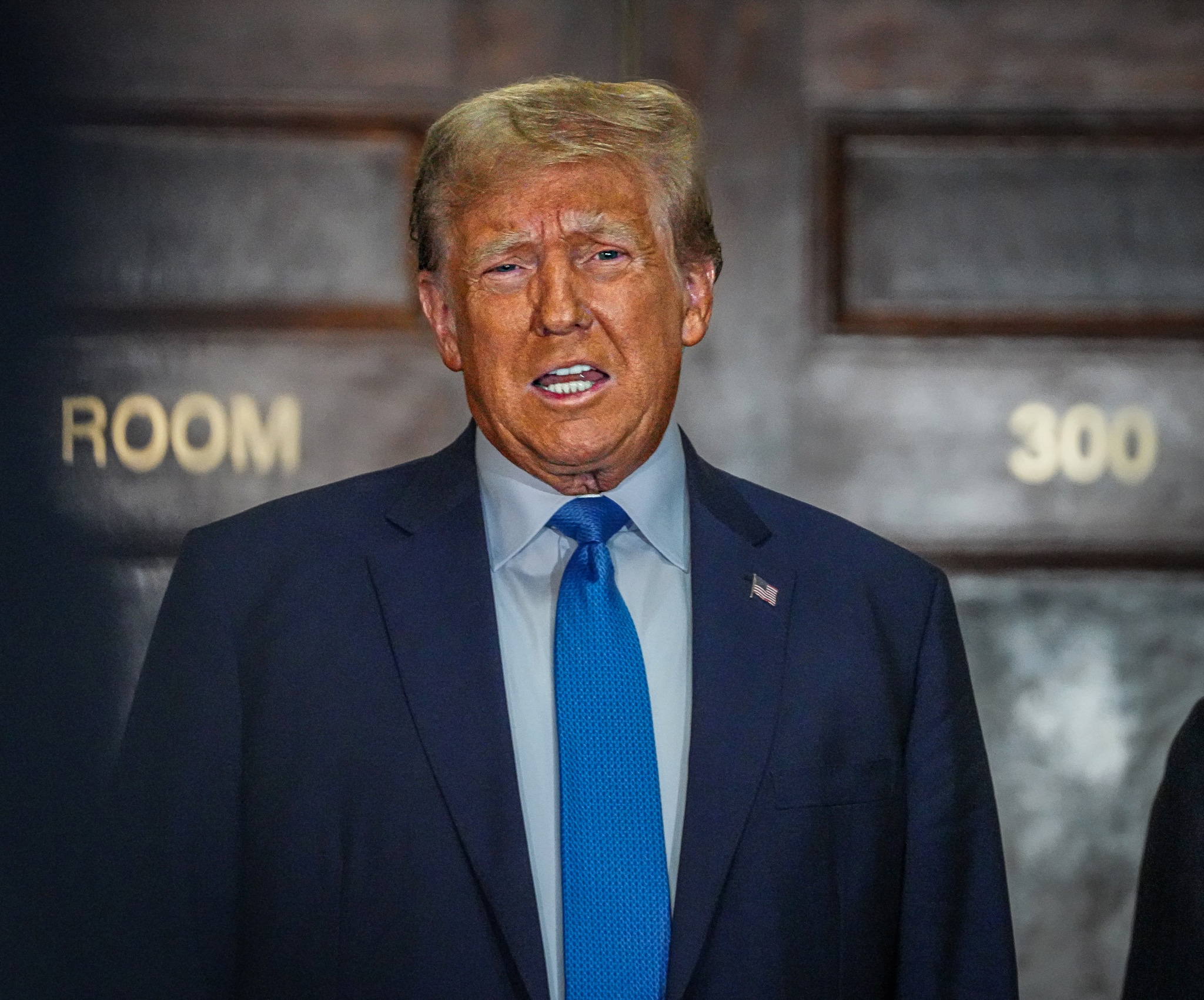 His lips are sealed: Trump uncharacteristically quiet after judge scolds him on the witness stand 8