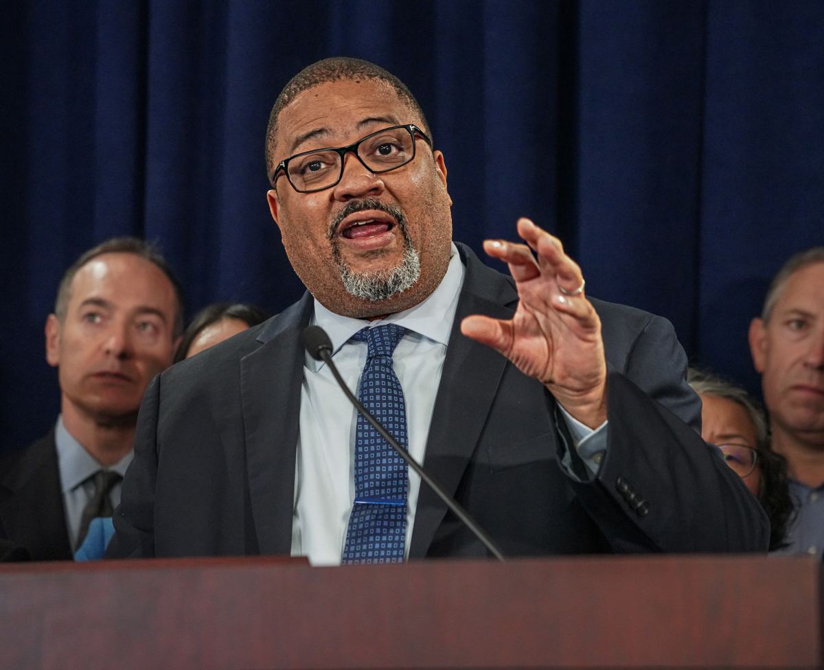 Queens man indicted for assaulting Israeli tourist in Times Square as NYC antisemitic attacks continue to surge 3 Manhattan District Attorney Alvin Bragg