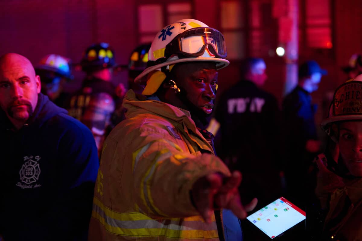 FDNY rescues six from fire at Brooklyn apartment building 13 FDNY rescues six from fire at Brooklyn