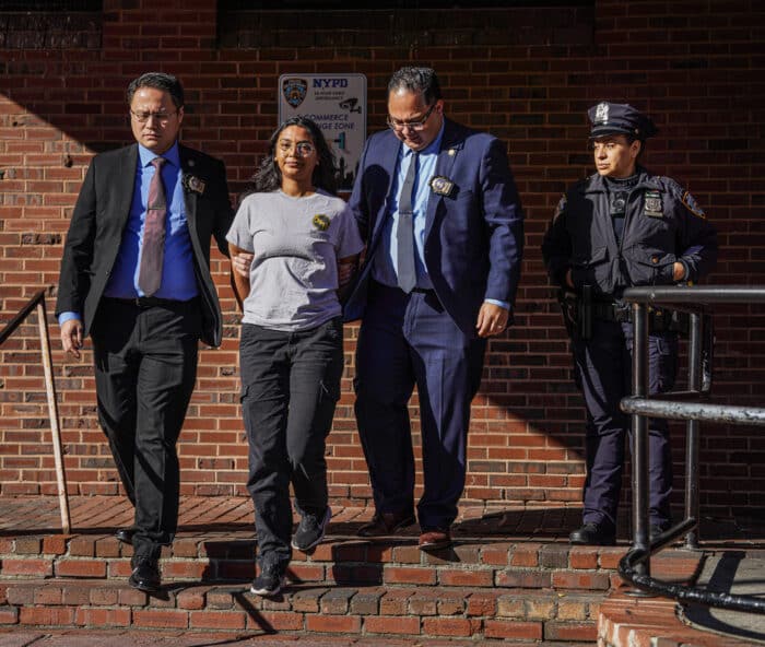 Manhattan hate crime suspect silent following arrest for assaulting Jewish woman, ripping down missing person posters 4