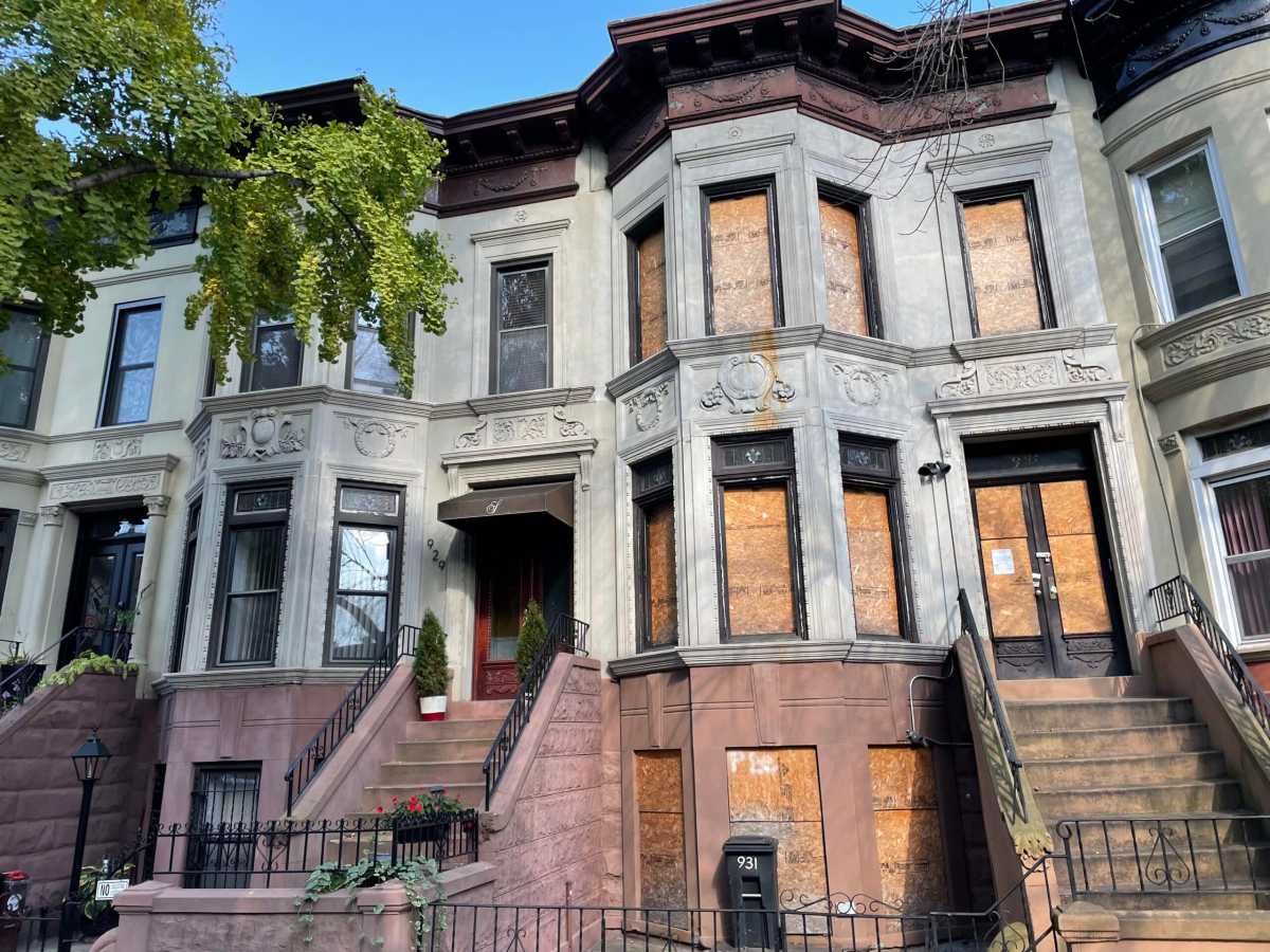 Federal agents searched the home of Brianna Suggs at 929 Lincoln Pl. in the Crown Heights section of Brooklyn Thursday morning. Suggs is Mayor Eric Adams’ chief campaign fundraiser