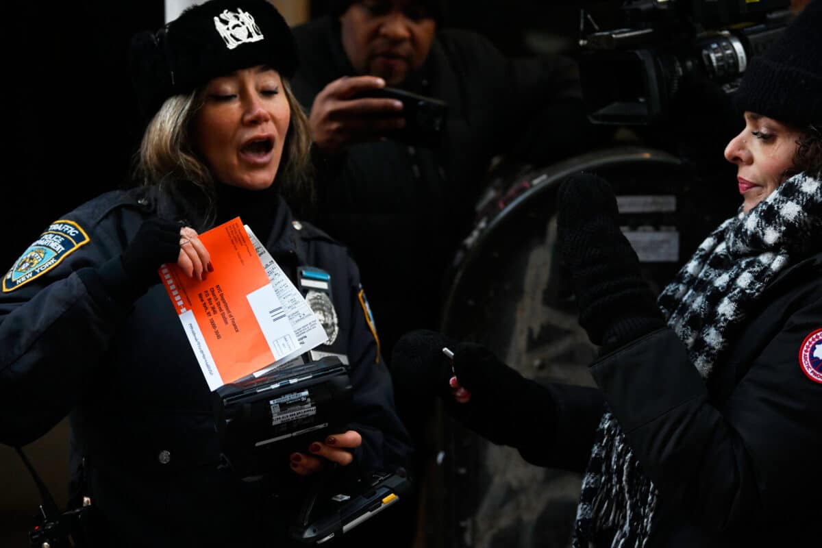 'Get out of our lanes!' NYPD beefing up traffic enforcement against illegal parking in bus lanes 19