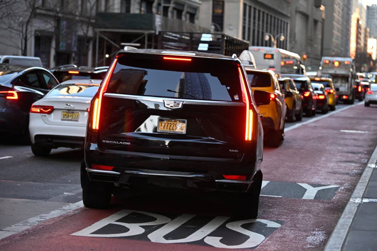 'Get out of our lanes!' NYPD beefing up traffic enforcement against illegal parking in bus lanes 20