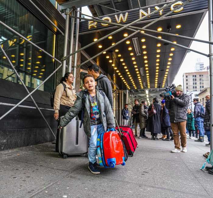 Migrant evictions begin with pregnant women, children forced out of hotel as Lander announces investigation into 60-day shelter cap 14 Migrant families evicted from Manhattan hotel