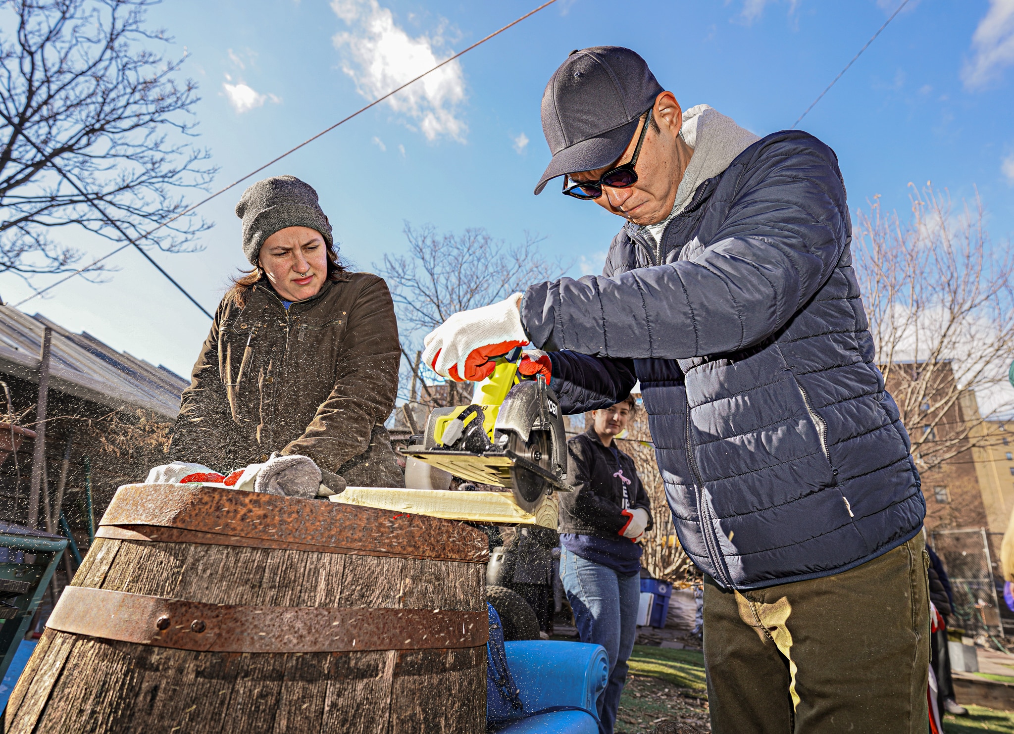 Good works for MLK Day Weekend: Brooklyn migrants, volunteers give back at greenspace 13 Volunteers, elected officials, and migrants joined together in Brooklyn