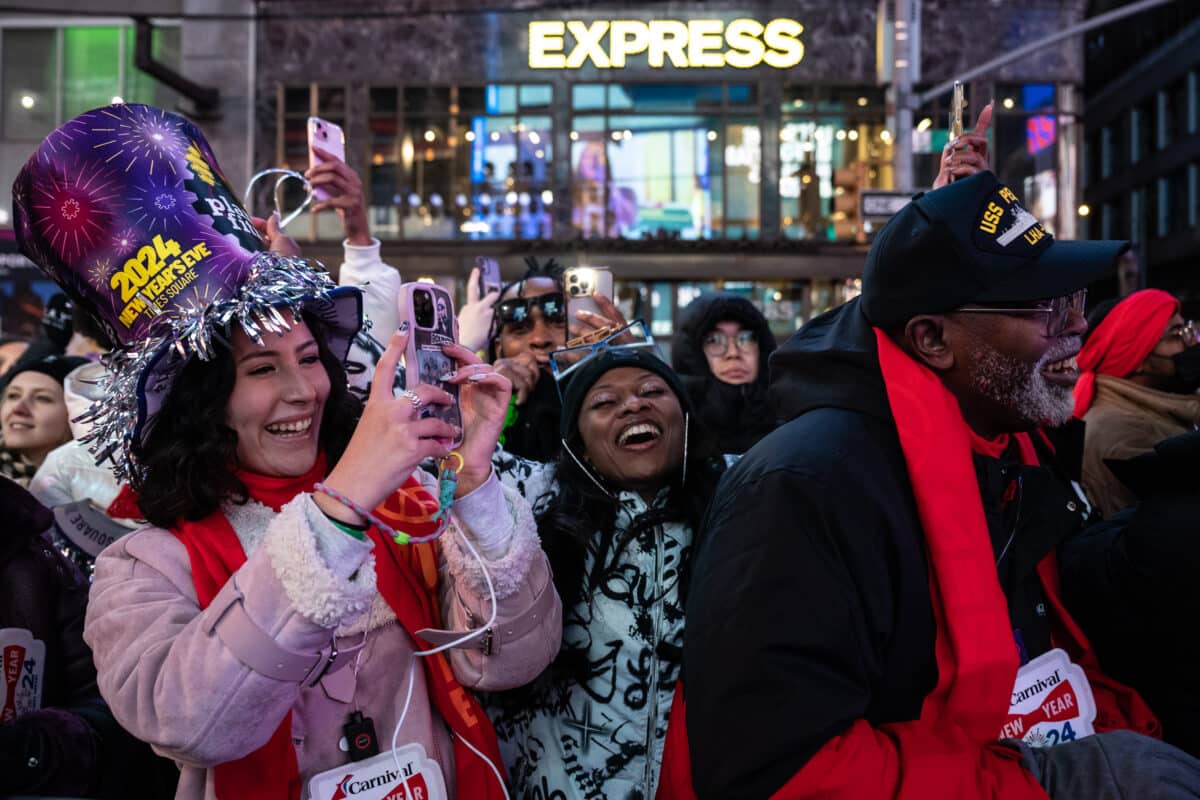 Happy New Year, NYC! One more look at the 2024 Times Square celebration 20 New Year's revelers in Times Square 2024