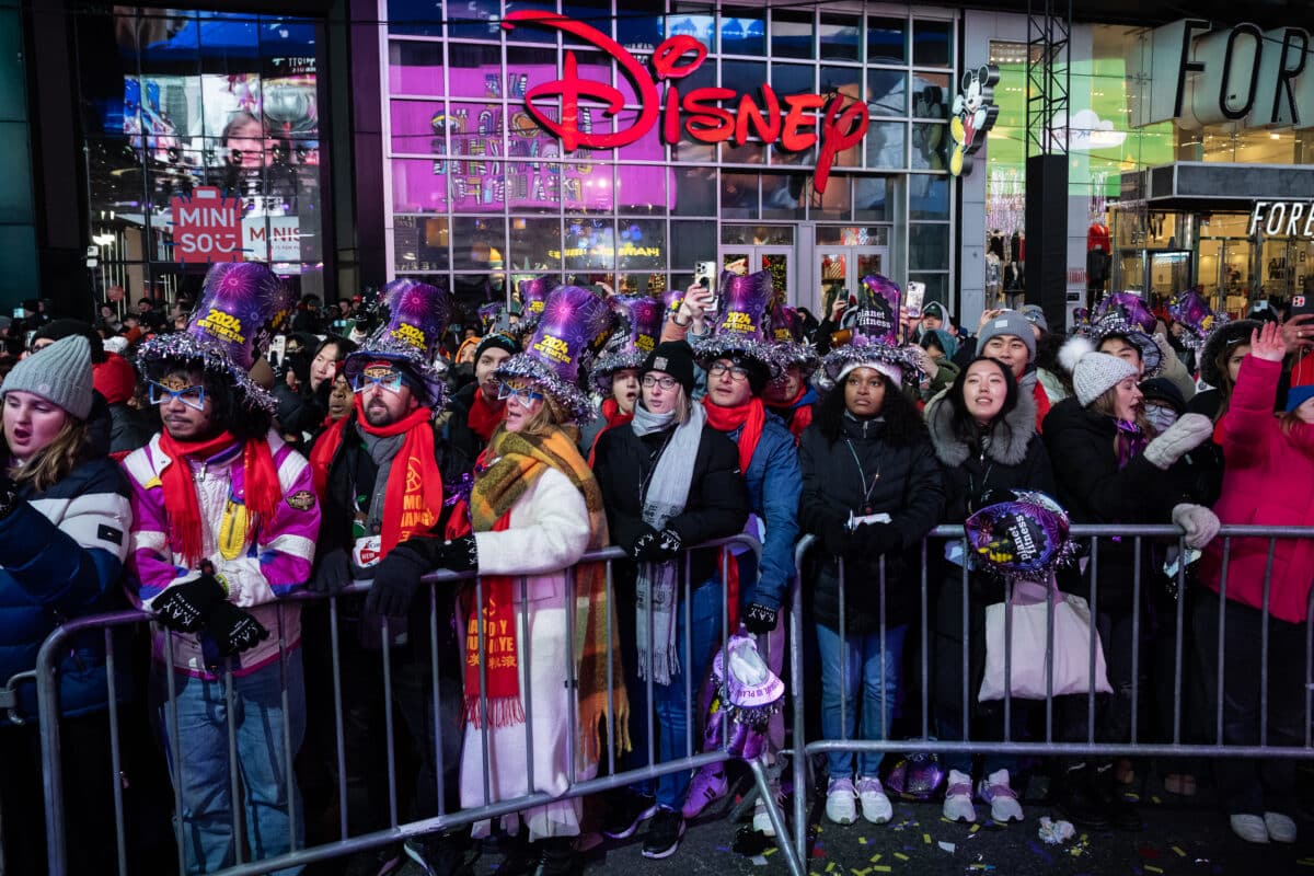 Happy New Year, NYC! One more look at the 2024 Times Square celebration 23 Happy New Year, NYC
