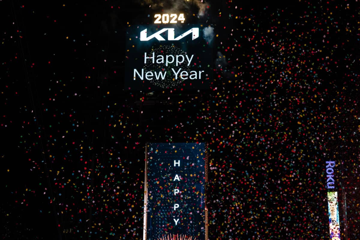Happy New Year, NYC! One more look at the 2024 Times Square celebration 16 Happy New Year, NYC