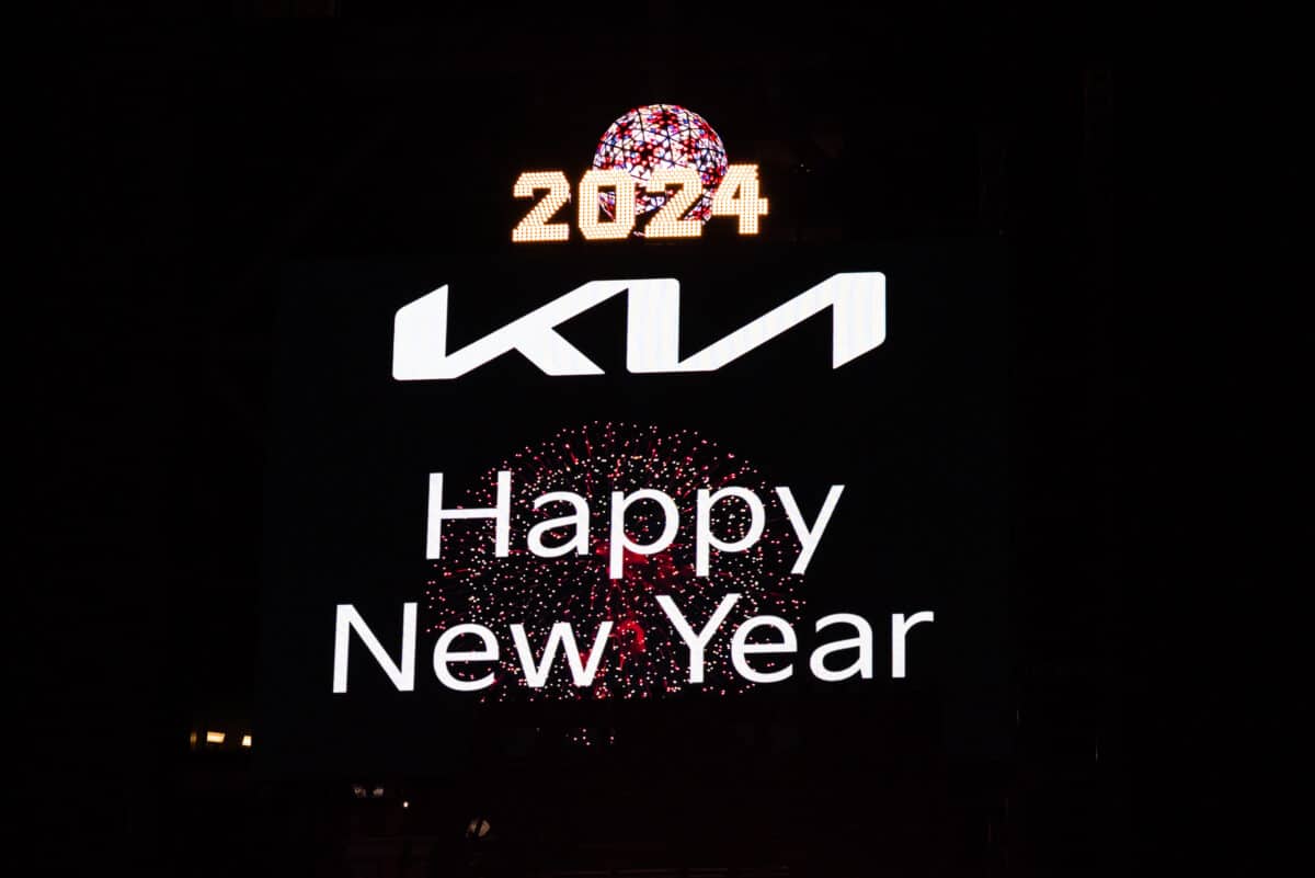 Happy New Year, NYC! One more look at the 2024 Times Square celebration 27 Happy New Year, NYC