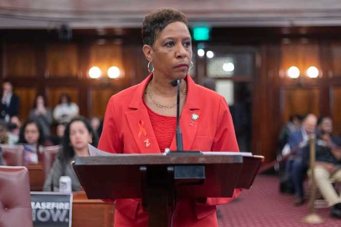 City Council moves to join Legal Aid's suit against Adams admin over its refusal to enact housing voucher laws 5