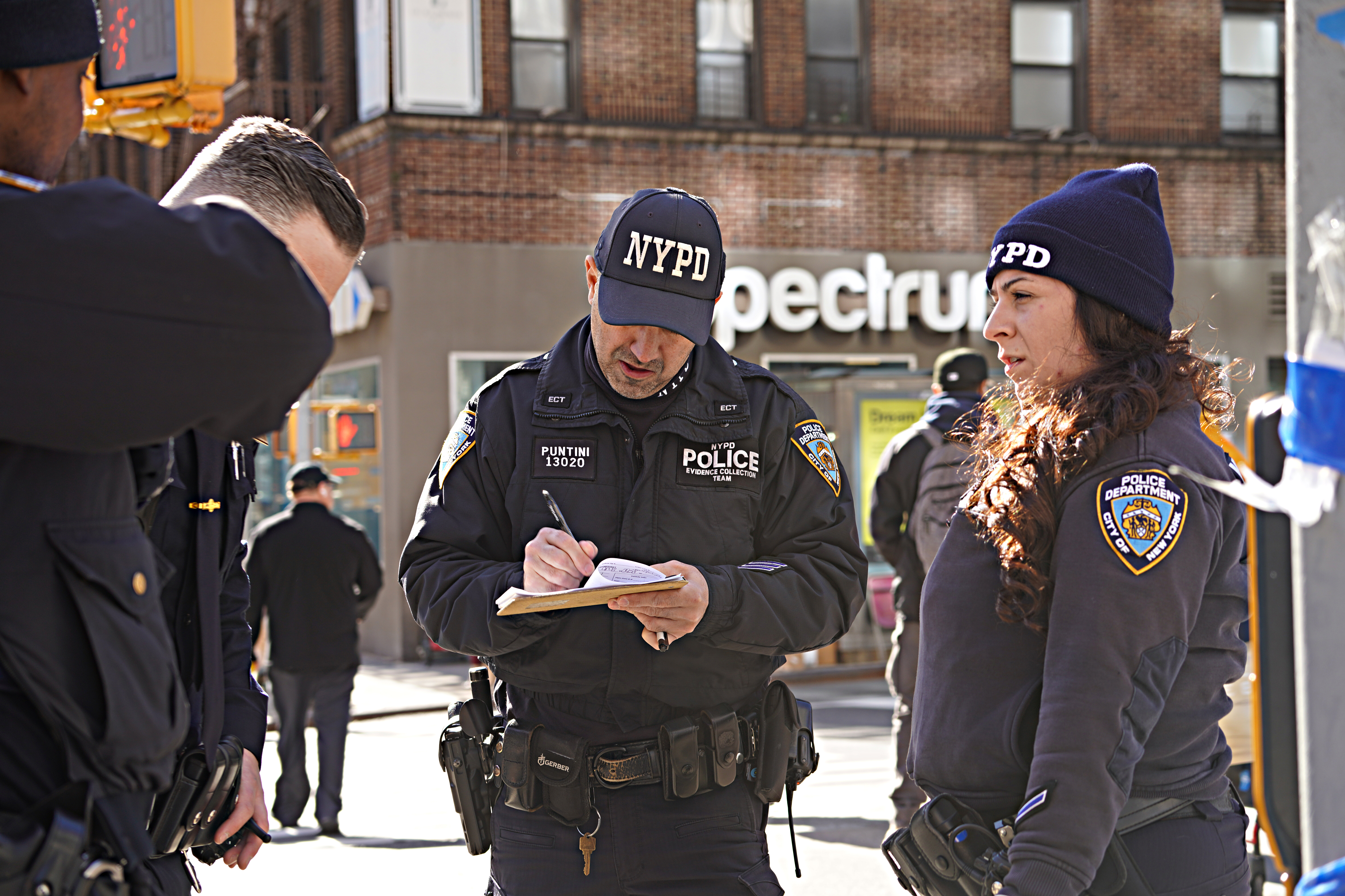 Man stabbed in unprovoked Upper West Side attack: cops 7 Man stabbed in unprovoked cops