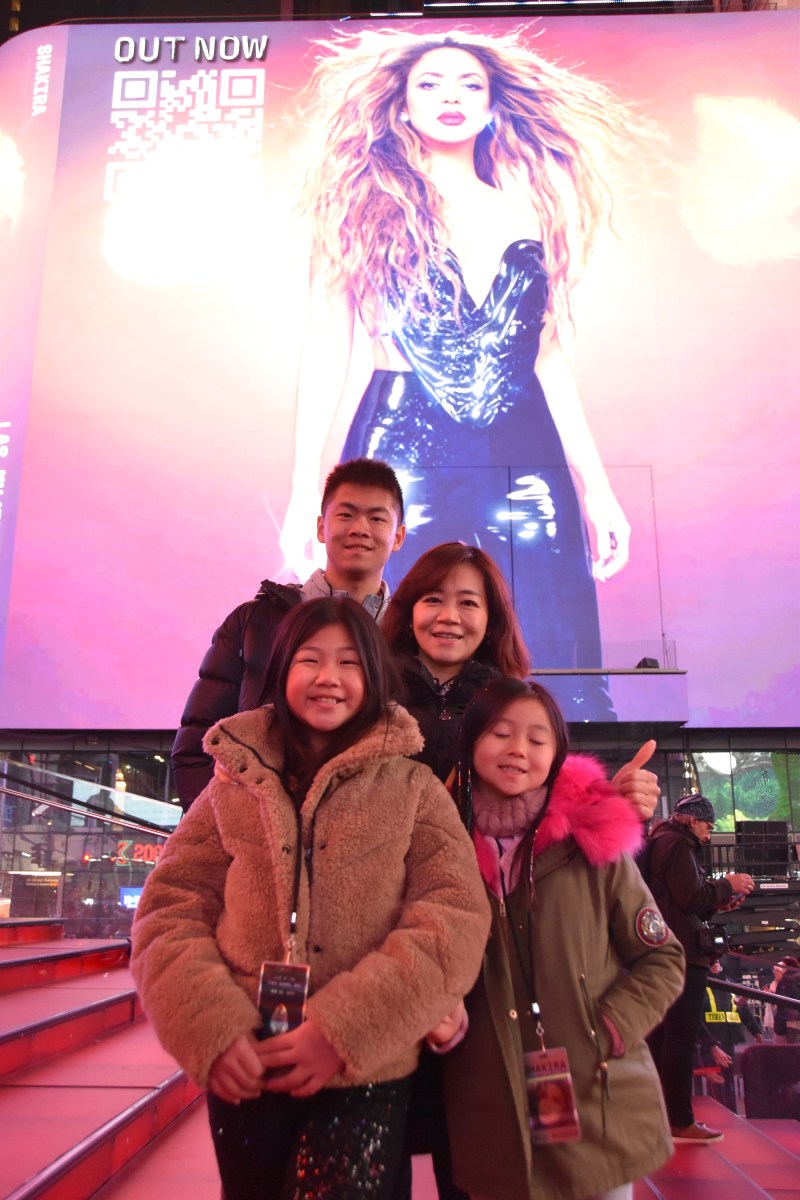 Shakira concert at Times Square