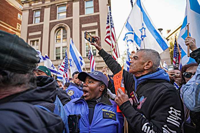 Columbia University protests: Protesters clash over controversial campus encampment in chaotic scene 4 Columbia University protests see pro-Israel and pro-Palestine demonstrators clash