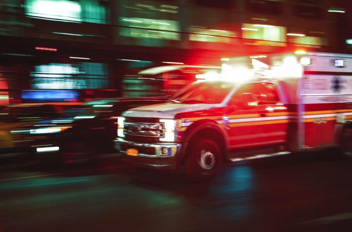 EMS ambulance responds to hit-and-run in Harlem