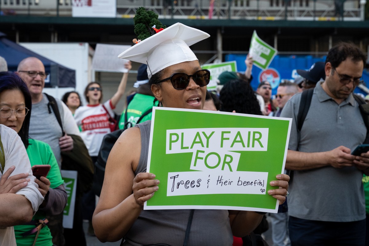 Park advocates demand Mayor Adams restore budget cuts to NYC Parks 16