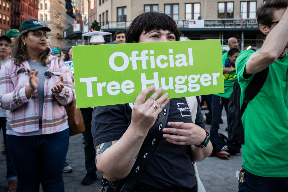 Park advocates demand Mayor Adams restore budget cuts to NYC Parks 12