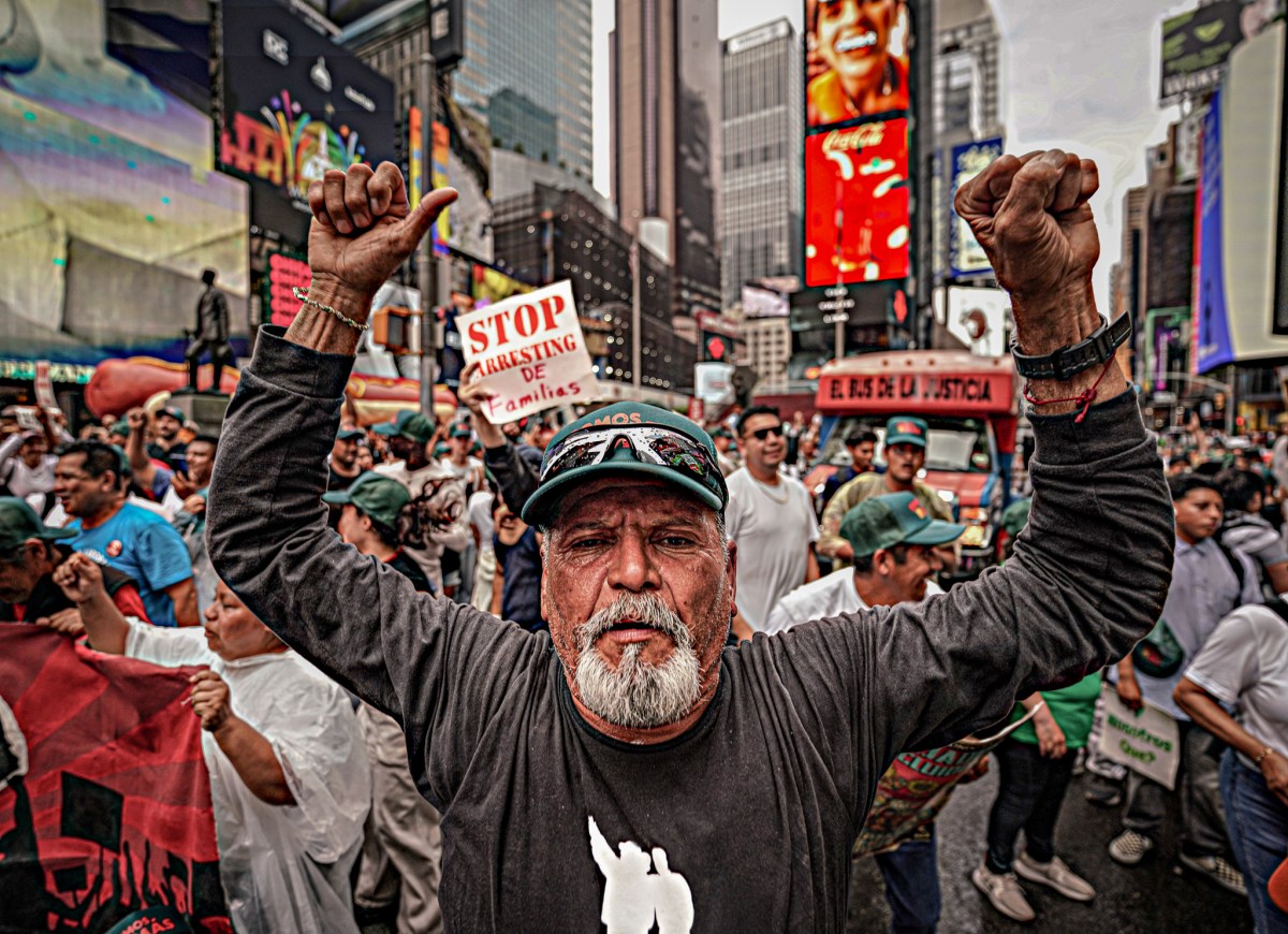Hundreds of migrants protest in Times Square in protest of Biden's border crackdown 15
