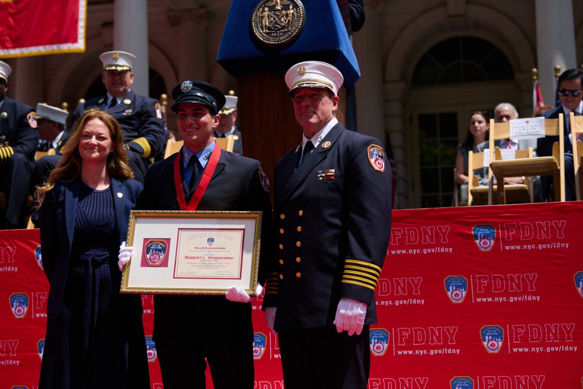 FDNY celebrates acts of bravery at annual medal day 35