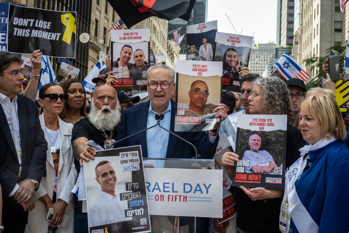 Bittersweet Salute to Israel Parade focuses on four words: Bring the hostages home 18 U.S. Senator Chuck Schumer addresses the crowd