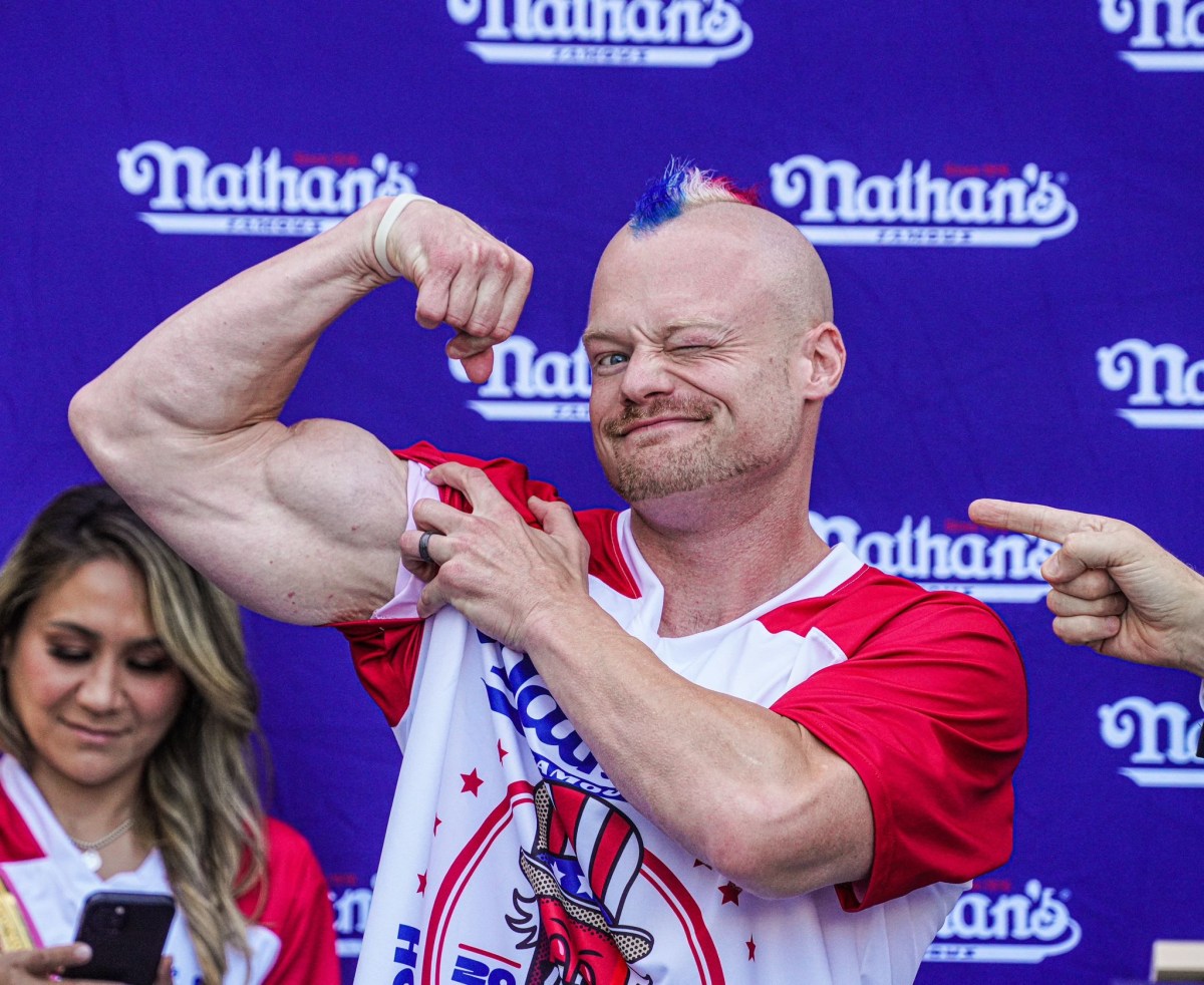 Nathan's Hot Dog Eating Contest competitors set to feast for glory without Joey Chestnut 13