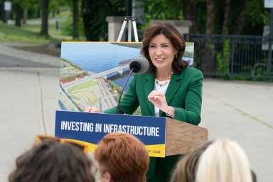 Gov. Kathy Hochul.