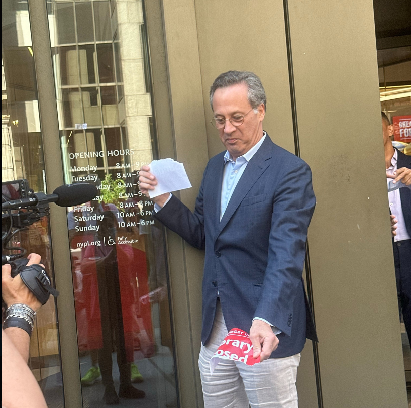 Public libraries reopen for Sunday service following funding restoration 5