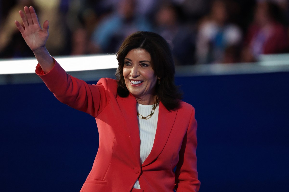 Hochul, AOC focus on jobs, economy - and slamming Trump - during speeches at Democratic National Convention 2