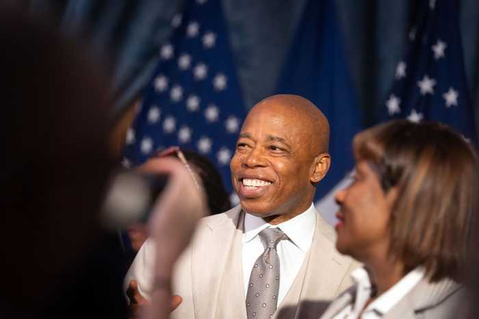 'Money in Your Pockets': Mayor Adams' program aims to connect 'underserved' New Yorkers with public benefits 4 Mayor Eric Adams