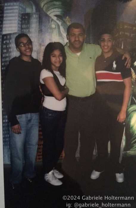 Family of Rikers Island detainee who died of drug overdose sues city and mayor over ‘coverup’ 2 Gilson Garcia (far left), seen here with his sister and father in an undated photo, died of a fentanyl overdose on Oct. 31, 2022, in a cell at the Anna M. Kross Center while his brother Gilberto Garcia (far right), tried to safe his life.