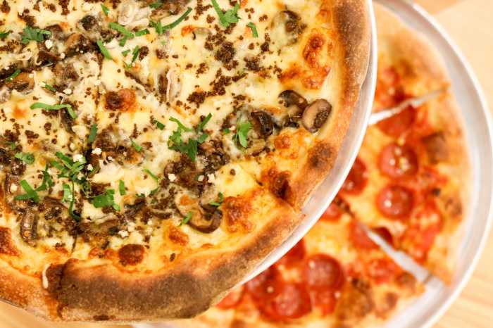 Stretching beyond pizza: Flatiron's Stretch Pizza launches brand-new bar menu 15 Pizza