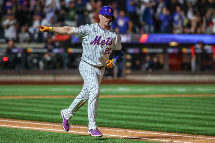 David Wright hopes Pete Alonso considers prospect of being Mets lifer in free agency 6 Pete Alonso hits a home run Mets