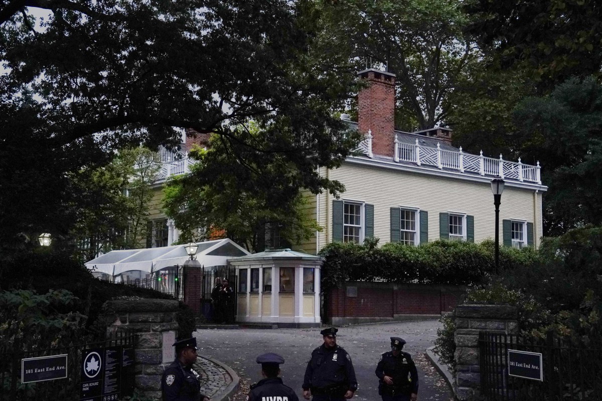 MAYOR ADAMS INDICTED: Feds accuse NYC's chief executive of accepting illegal foreign donations, defrauding millions in campaign funds 4 Officers at Gracie Mansion