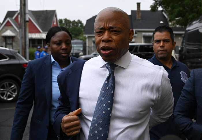 Mayor Adams' lawyers ask judge to sanction prosecutors, toss indictment over alleged press leaks 4 Mayor Eric Adams