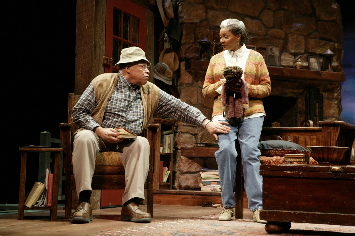 Remembering James Earl Jones on Broadway 3 James Earl Jones (l) in On Golden Pond.