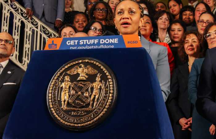 Sheena Wright exits first deputy mayor post; Adams taps Torres-Springer as successor 5 Sheena Wright, Mayor Eric Adams' first deputy mayor, is the latest administration official to resign following the mayor's indictment on federal corruption charges. Tuesday, Oct. 8, 2024.