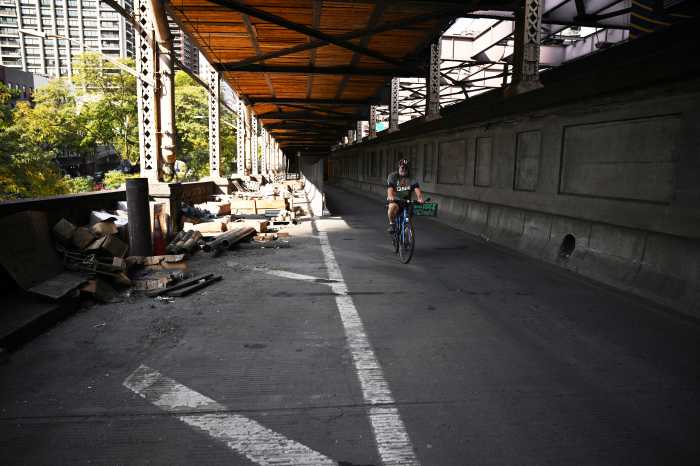 Cyclists and pedestrians will now have separate paths on Queensboro Bridge 2
