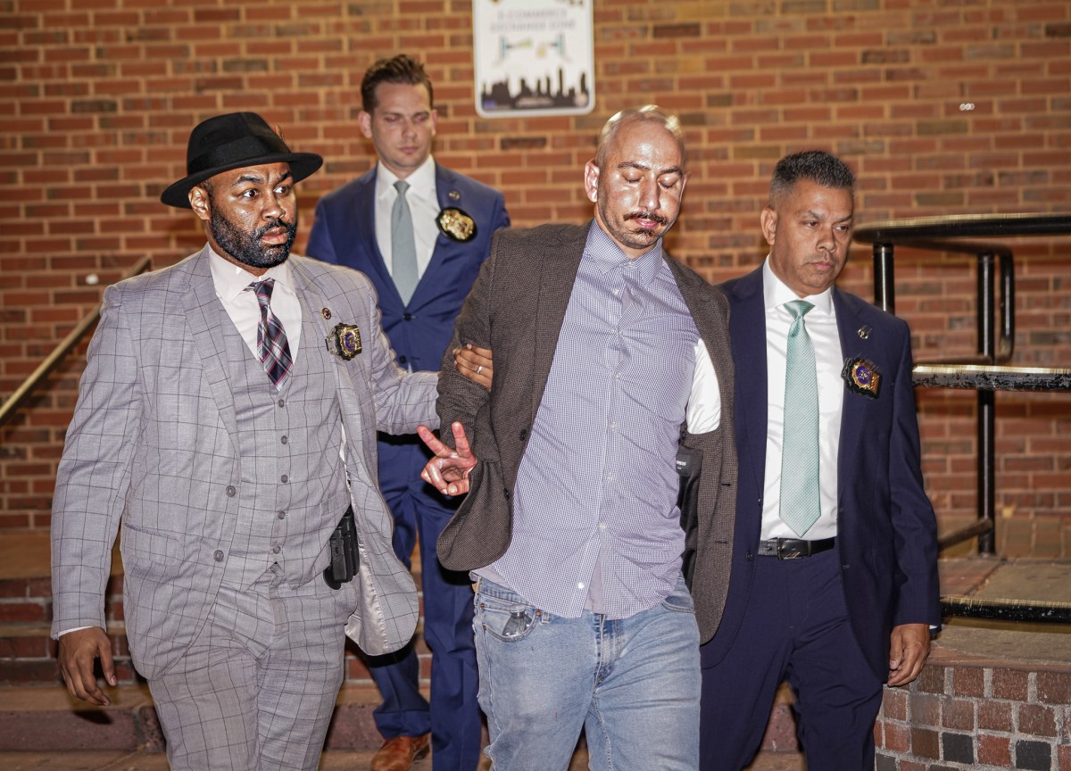 Hate crime charges for pro-Palestine protester who threatened Jewish man on Manhattan subway 2