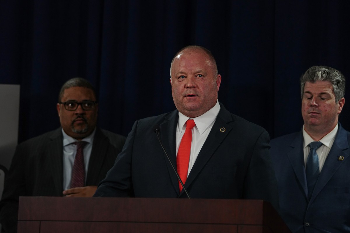 Massive Manhattan gang takedown leads to 24 shooting suspects indicted, gang war stopped: DA Bragg 7