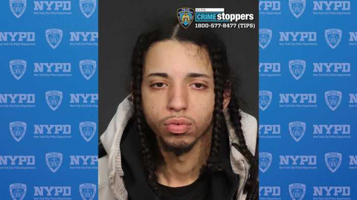 Serial groper wanted for fondling women across Manhattan and the Bronx 5 Photo of serial groper wanted for Bronx and Manhattan attacks