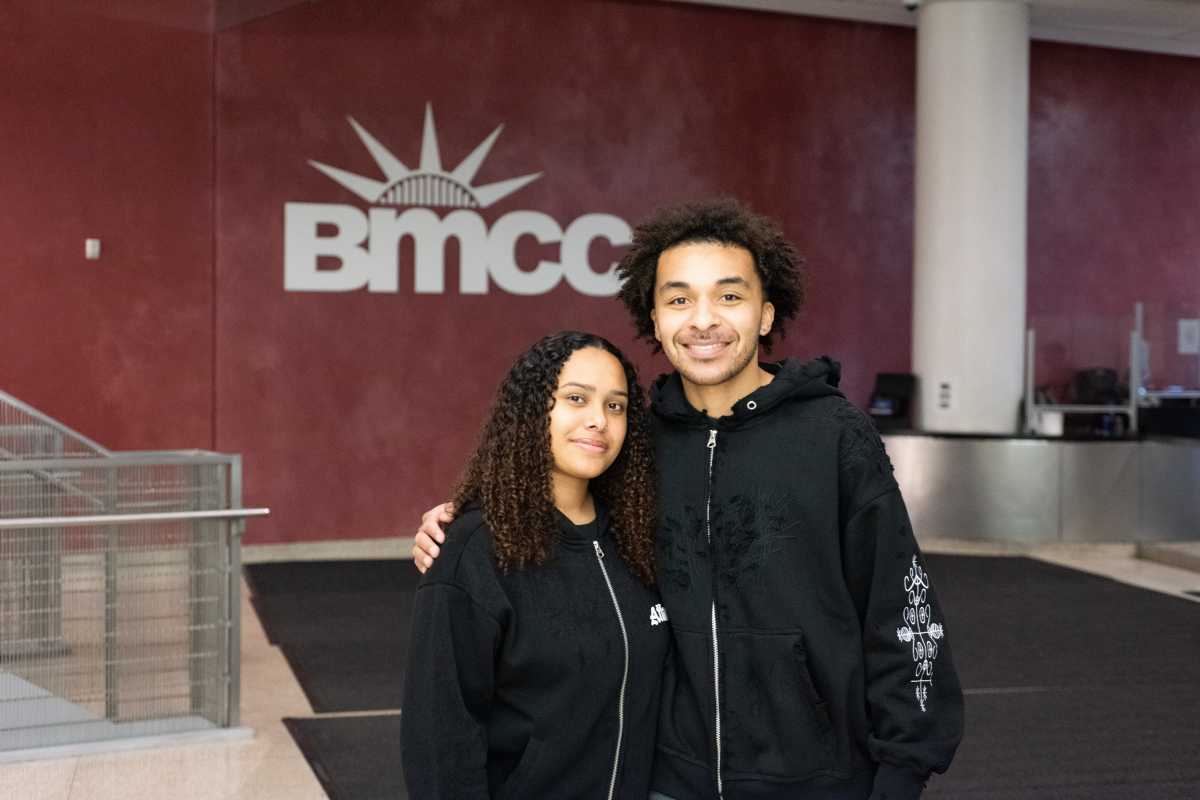 Op-Ed | Helping more students get to college with knowledge and tools to succeed 1 Two students