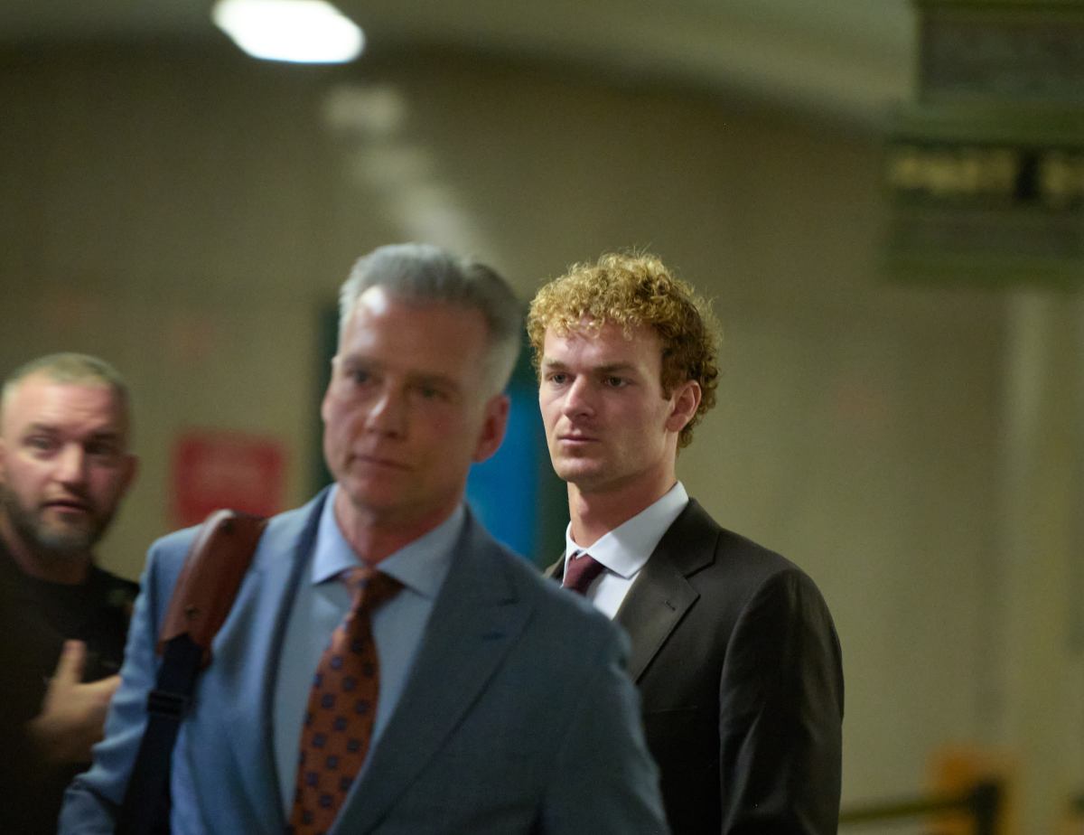 Daniel Penny trial: Mayor Adams says Jordan Neely 'should not have had to die,' but respects jury's acquittal 2 Daniel Penny leaving Manhattan court