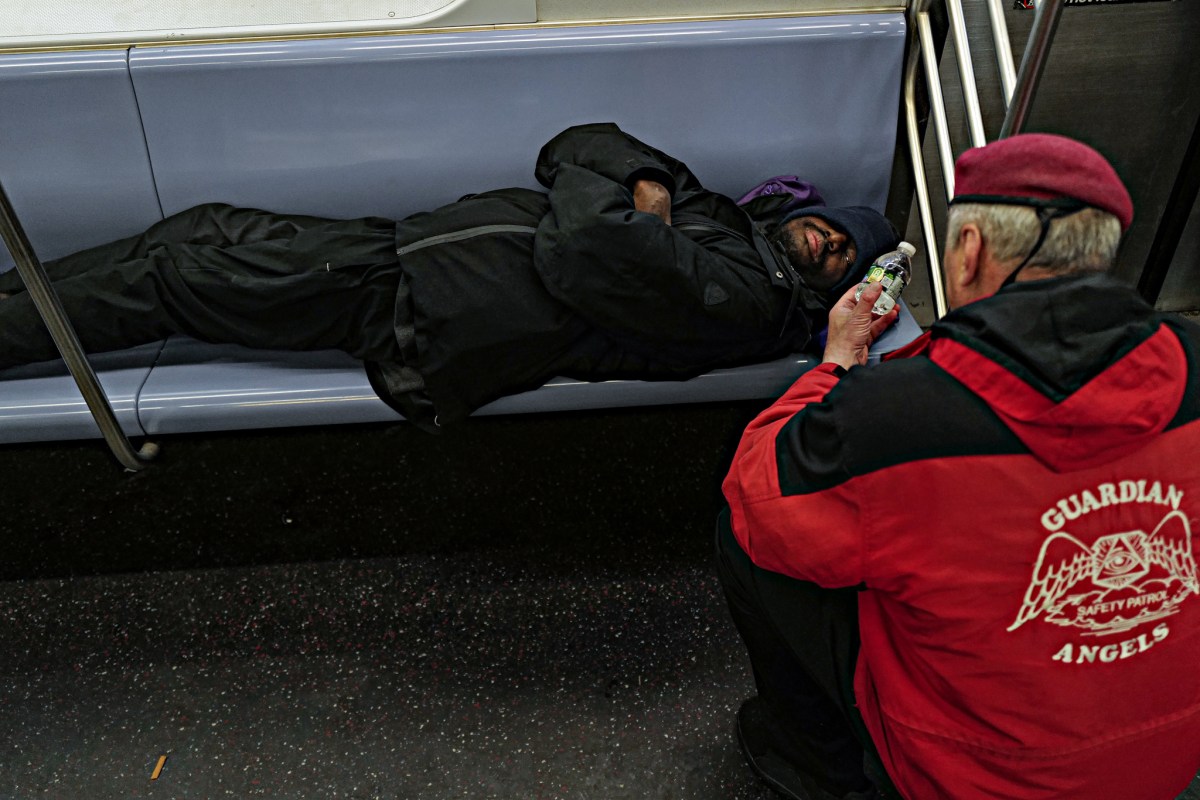 Guardian Angels resume subway patrols following subway arson attack as founder Curtis Sliwa questions transit safety 8