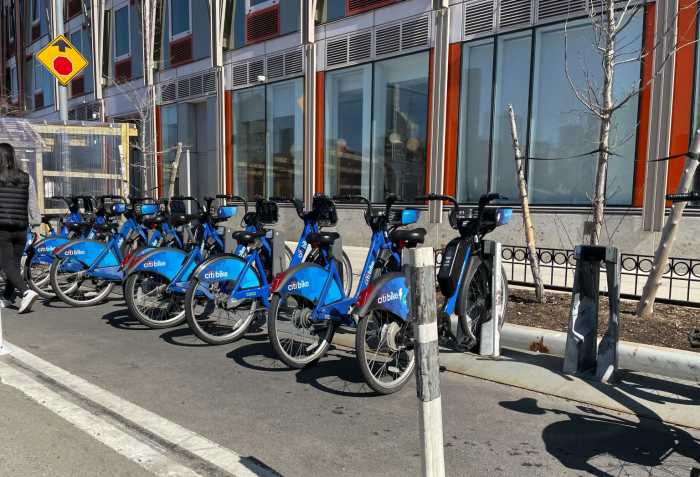 Adams mandates Citi Bike e-bike speed limit be lowered 'immediately' to 15 mph 4
