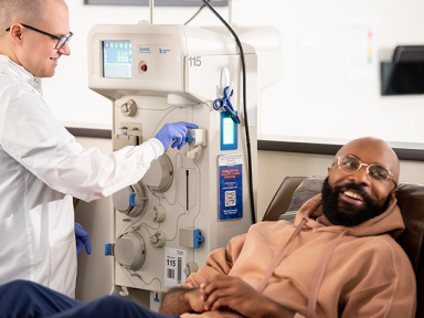 Donating Your Plasma at BioLife: What You Need to Know 16 Doctor and patient