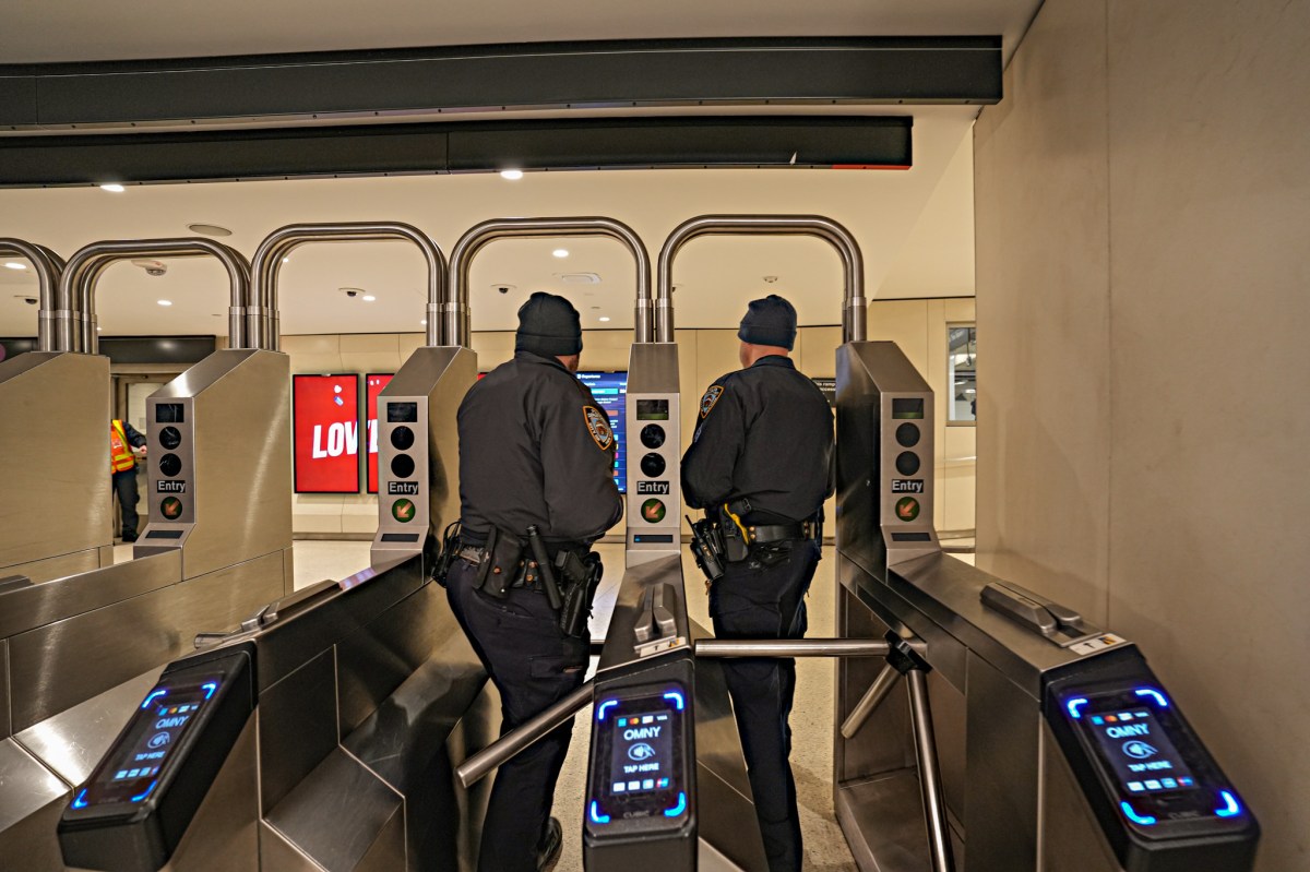 NYC subway safety: Hochul promises $77M to put cops on overnight trains - but is the NYPD stretched too thin? 5