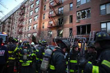 Brooklyn fire at apartment building leaves three people critically injured: FDNY 32 Firefighters battle Brooklyn apartment fire